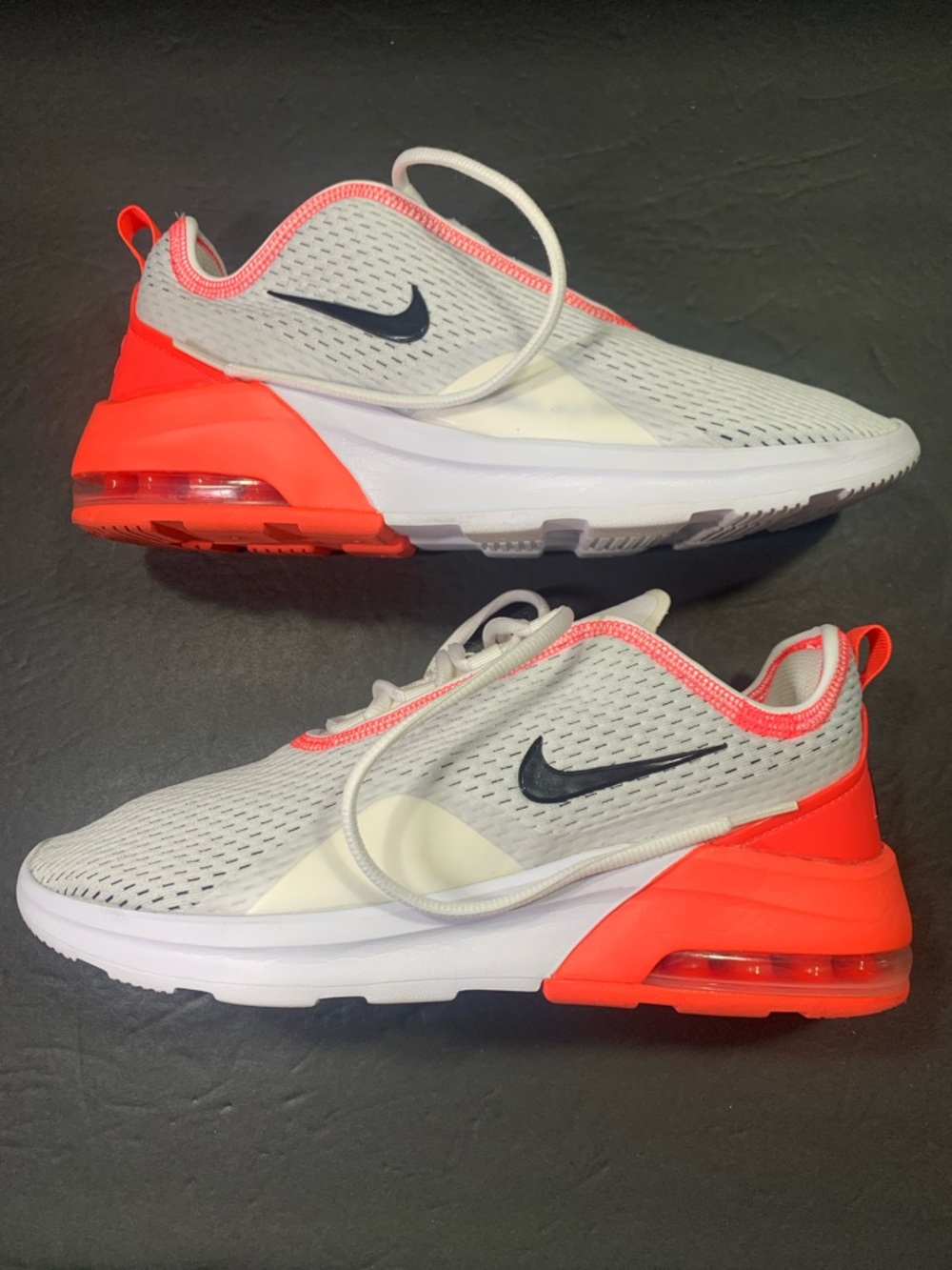 Nike Air Max Motion 2 Women’s Gray Pink Sneakers Shoe Size- 9